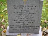 image of grave number 899443